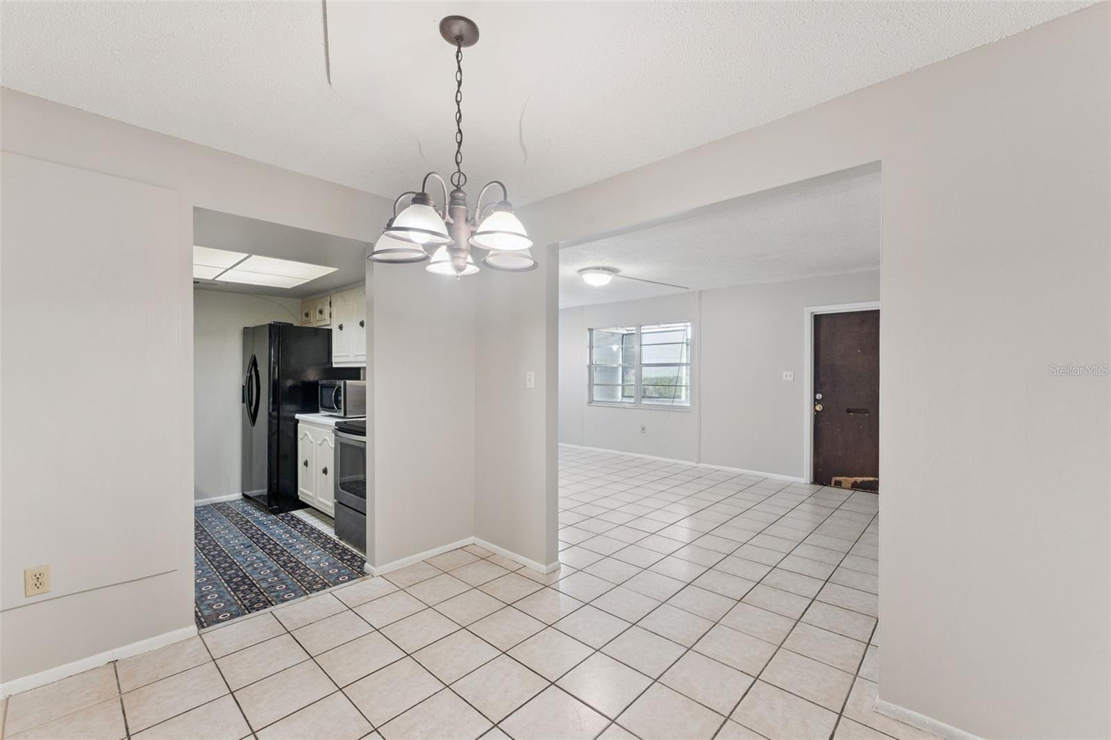 SANDLEWOOD CONDO - Residential