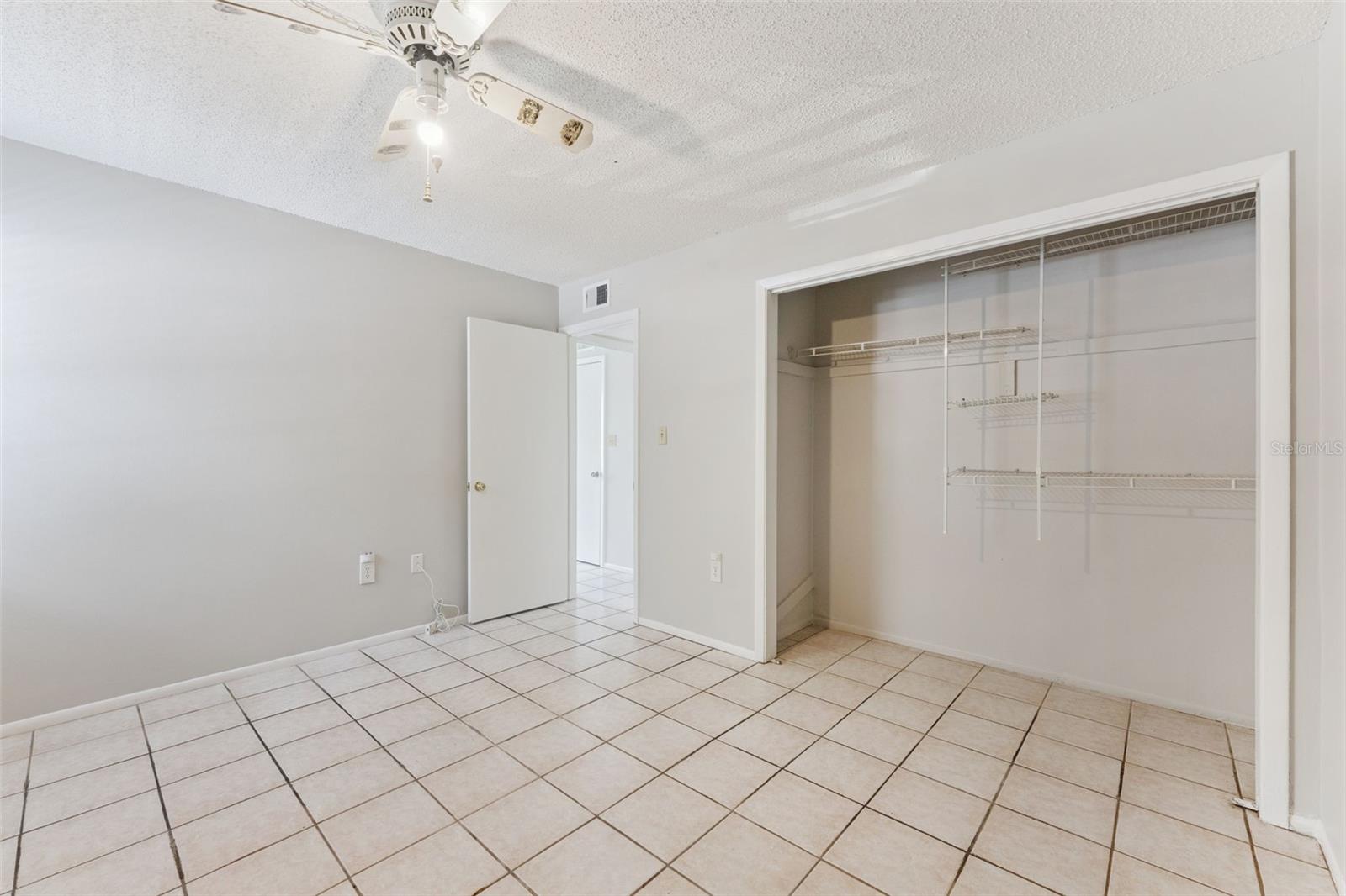 SANDLEWOOD CONDO - Residential