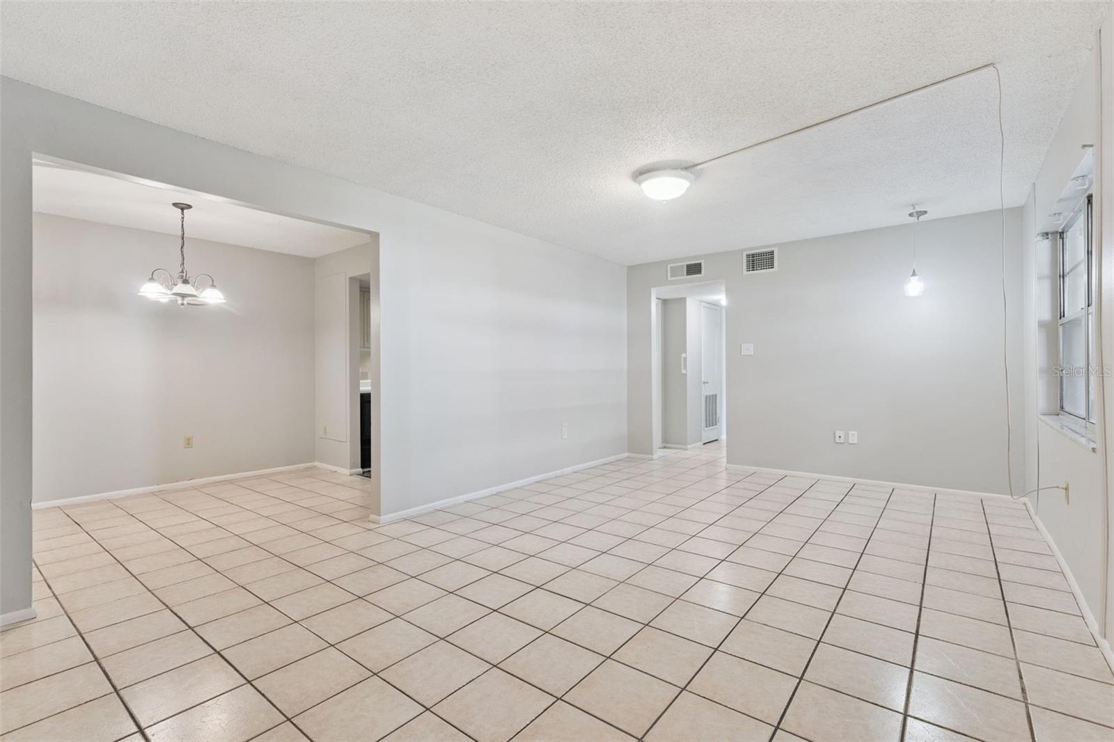 SANDLEWOOD CONDO - Residential