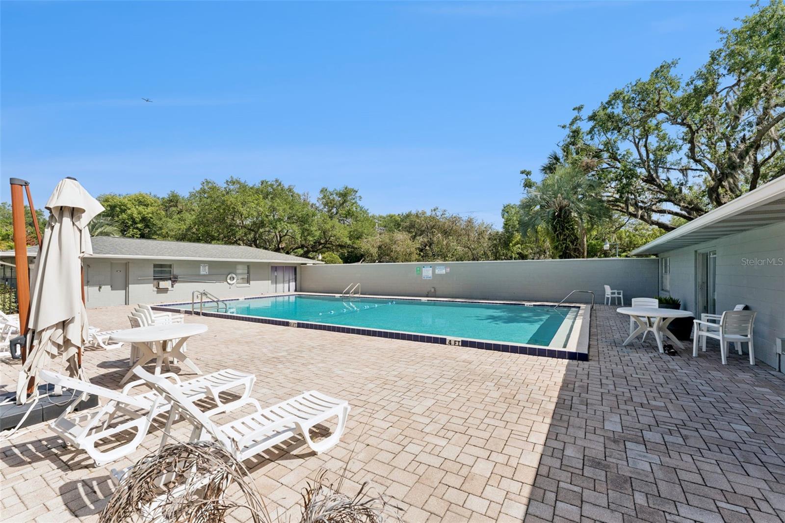 SANDLEWOOD CONDO - Residential