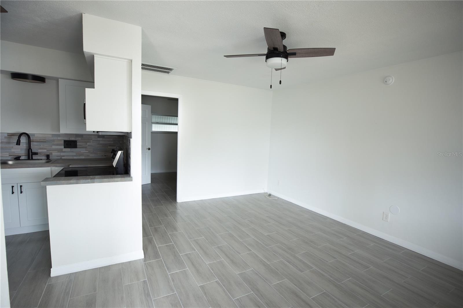 SHANGRI-LA APT PARK - Residential