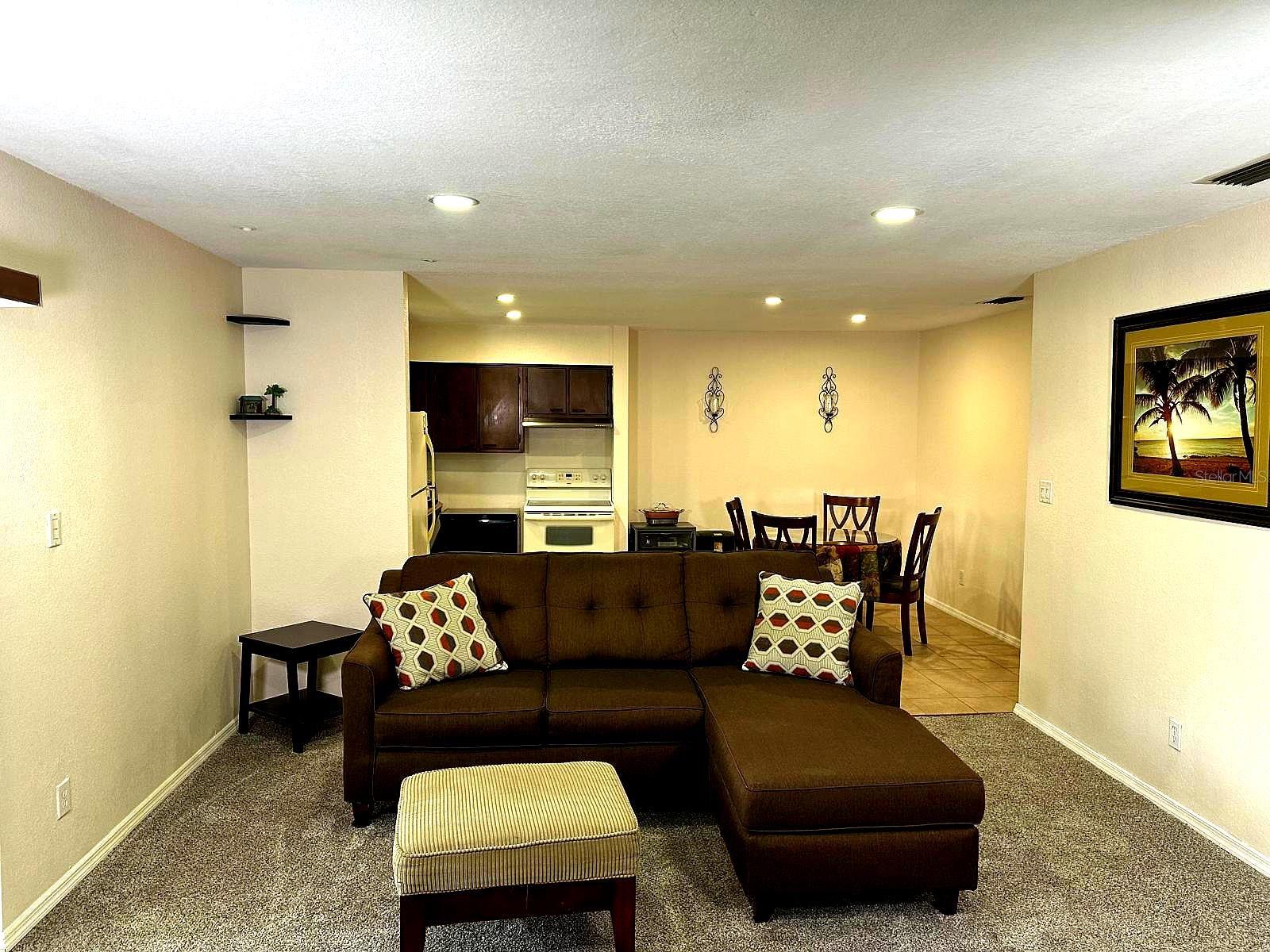 113 SPRINGWOOD CIRCLE 113D
