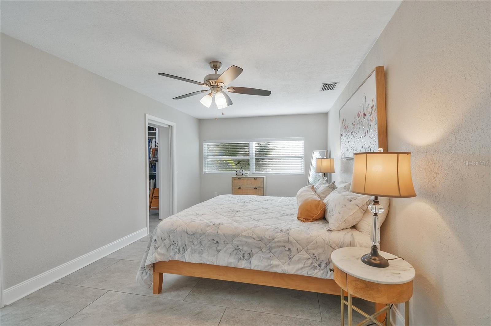 MEADOW LAWN 9TH ADD - Residential