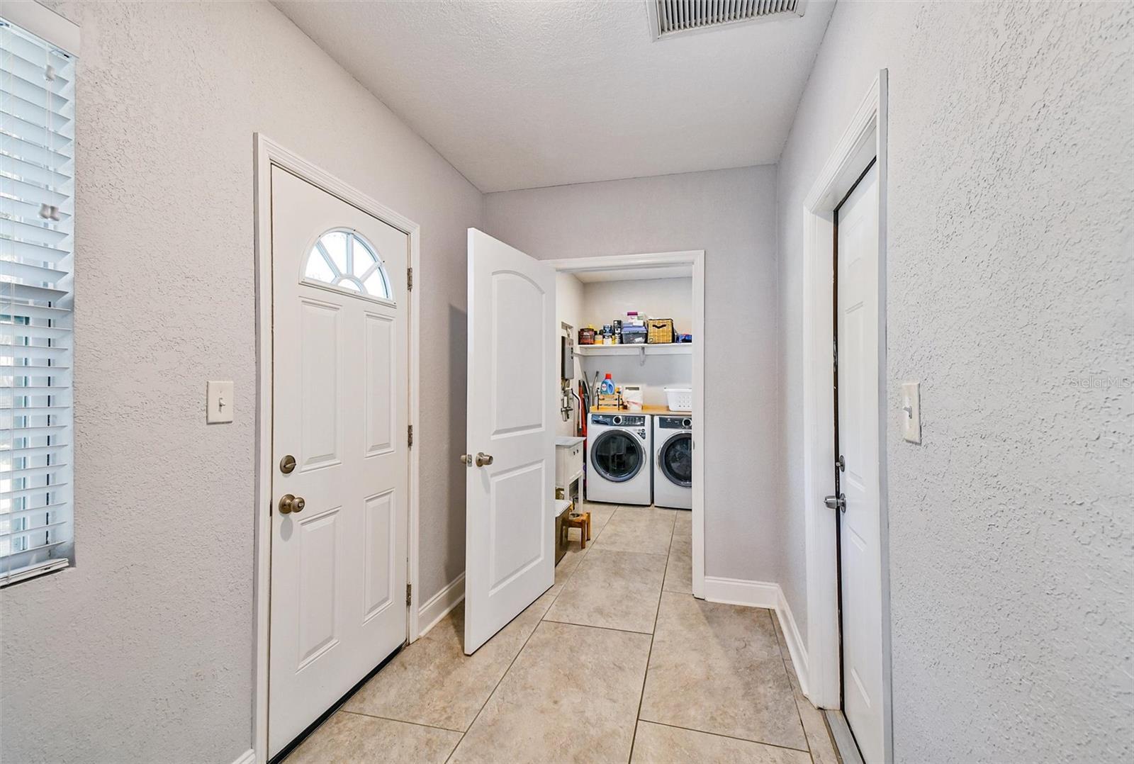 MEADOW LAWN 9TH ADD - Residential