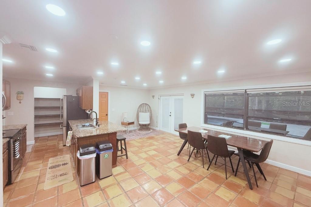 RIVERWOOD PARK - Residential