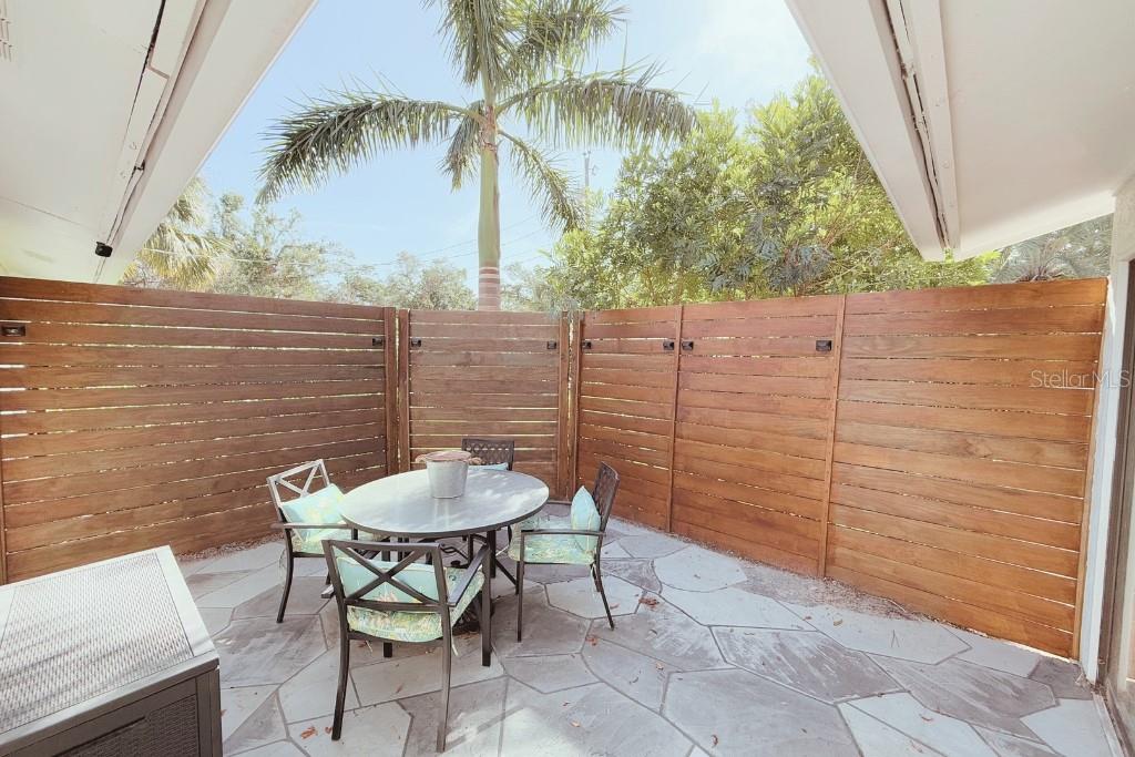 RIVERWOOD PARK - Residential