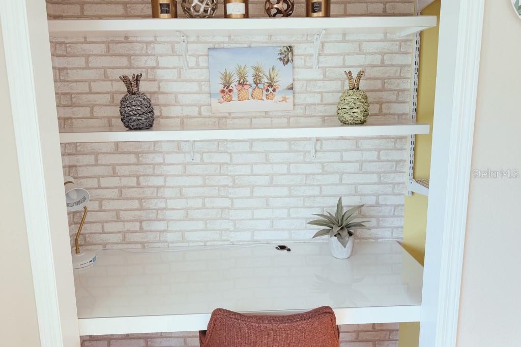 RIVERWOOD PARK - Residential