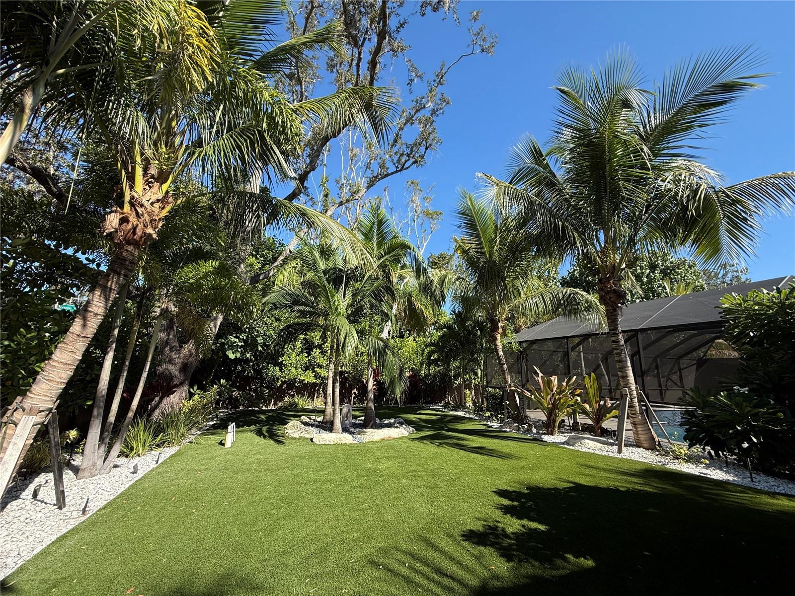 RIVERWOOD PARK - Residential