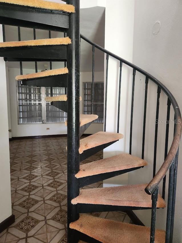 COLLORES WARD - Residential