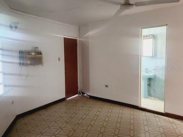 COLLORES WARD - Residential