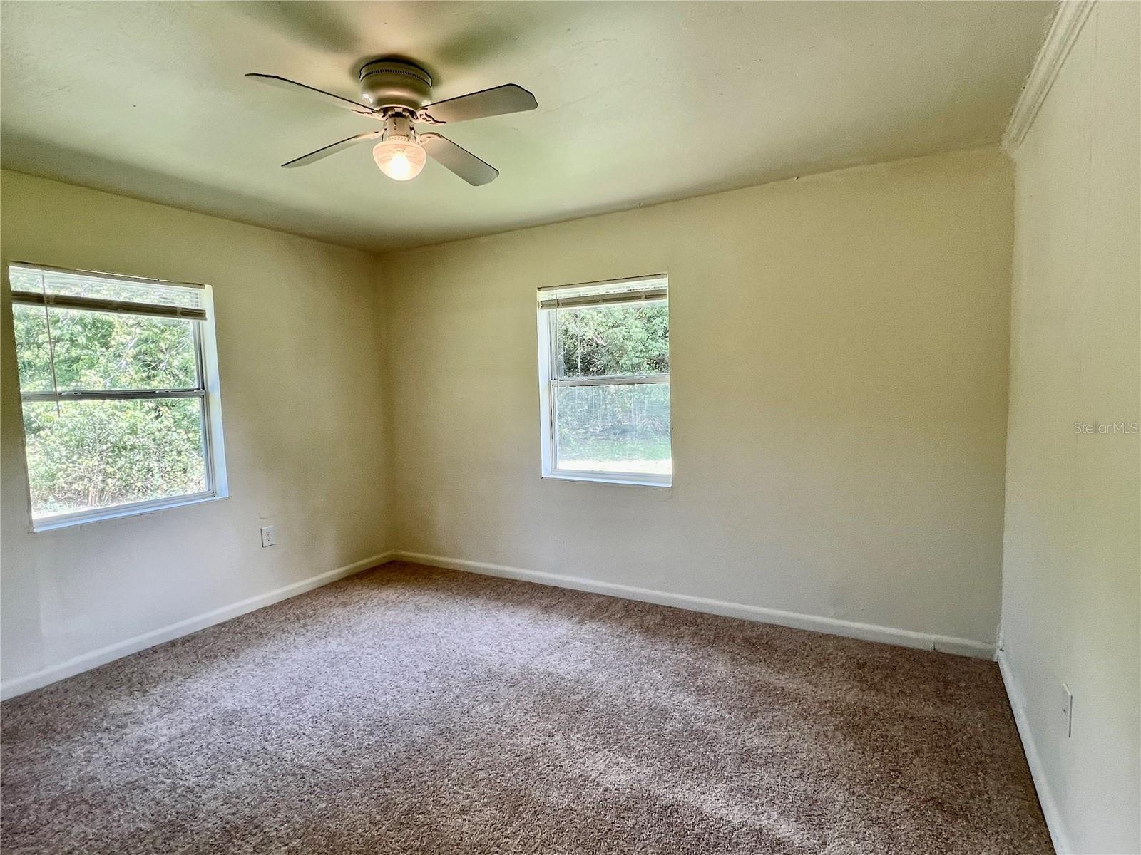 PART OF NE 1/4 OF SE 1/4 AS DES IN DB 232 PG 284 - Residential