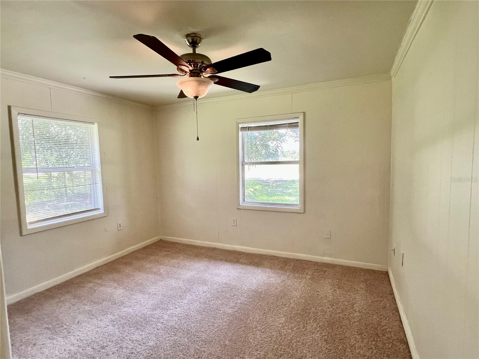 PART OF NE 1/4 OF SE 1/4 AS DES IN DB 232 PG 284 - Residential