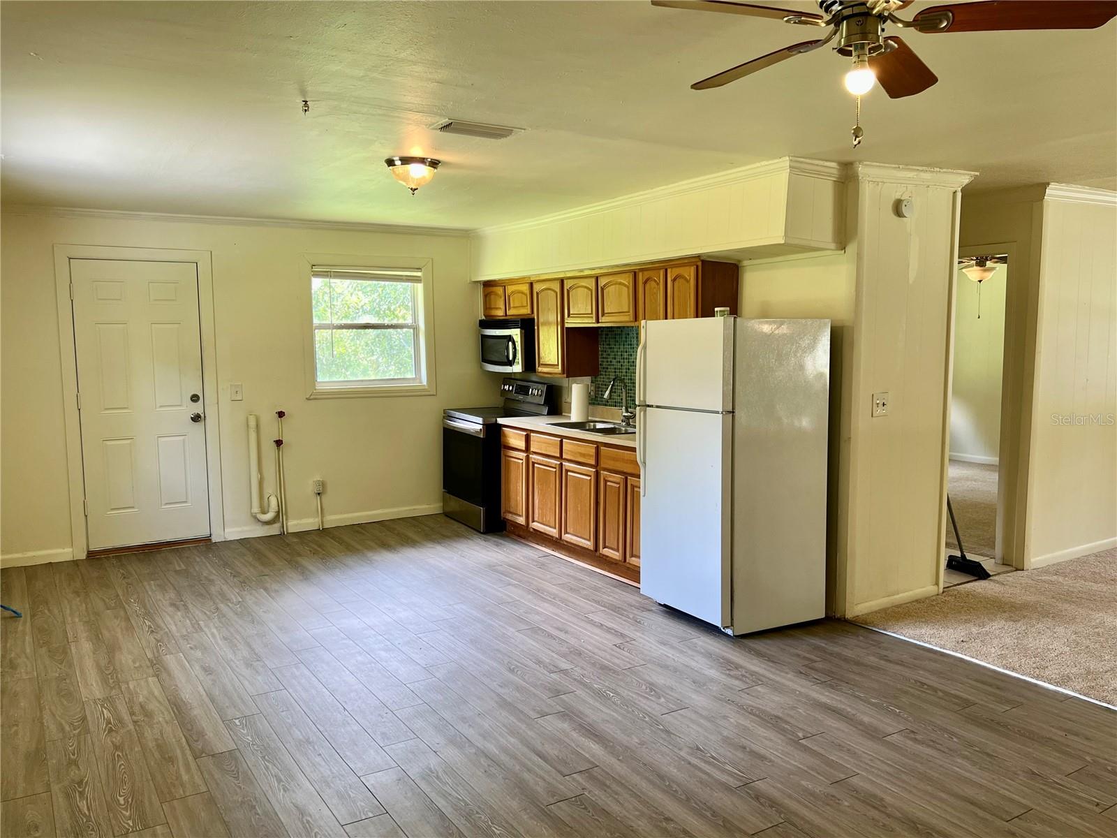 PART OF NE 1/4 OF SE 1/4 AS DES IN DB 232 PG 284 - Residential