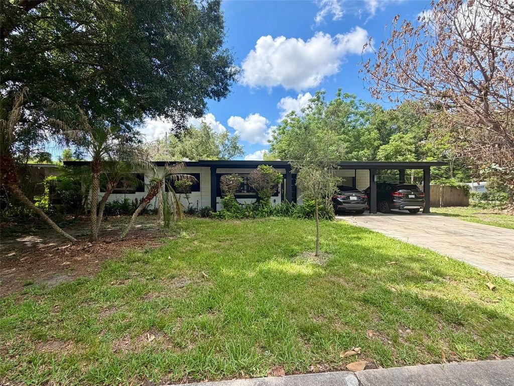 Photo of 3000 Lake Margaret Drive, Orlando, FL 32806 (MLS # O6409943)