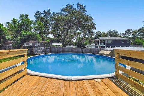 A home in VALRICO