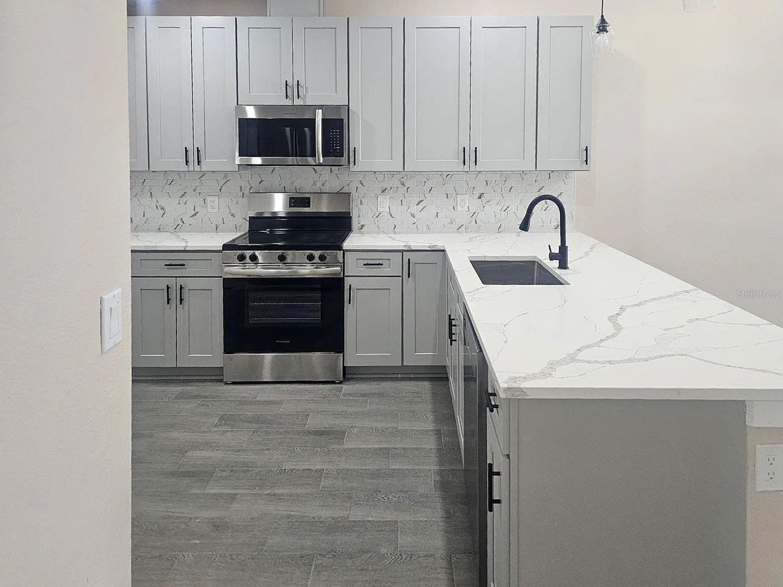 PORT CHARLOTTE SEC 063 - Residential Lease