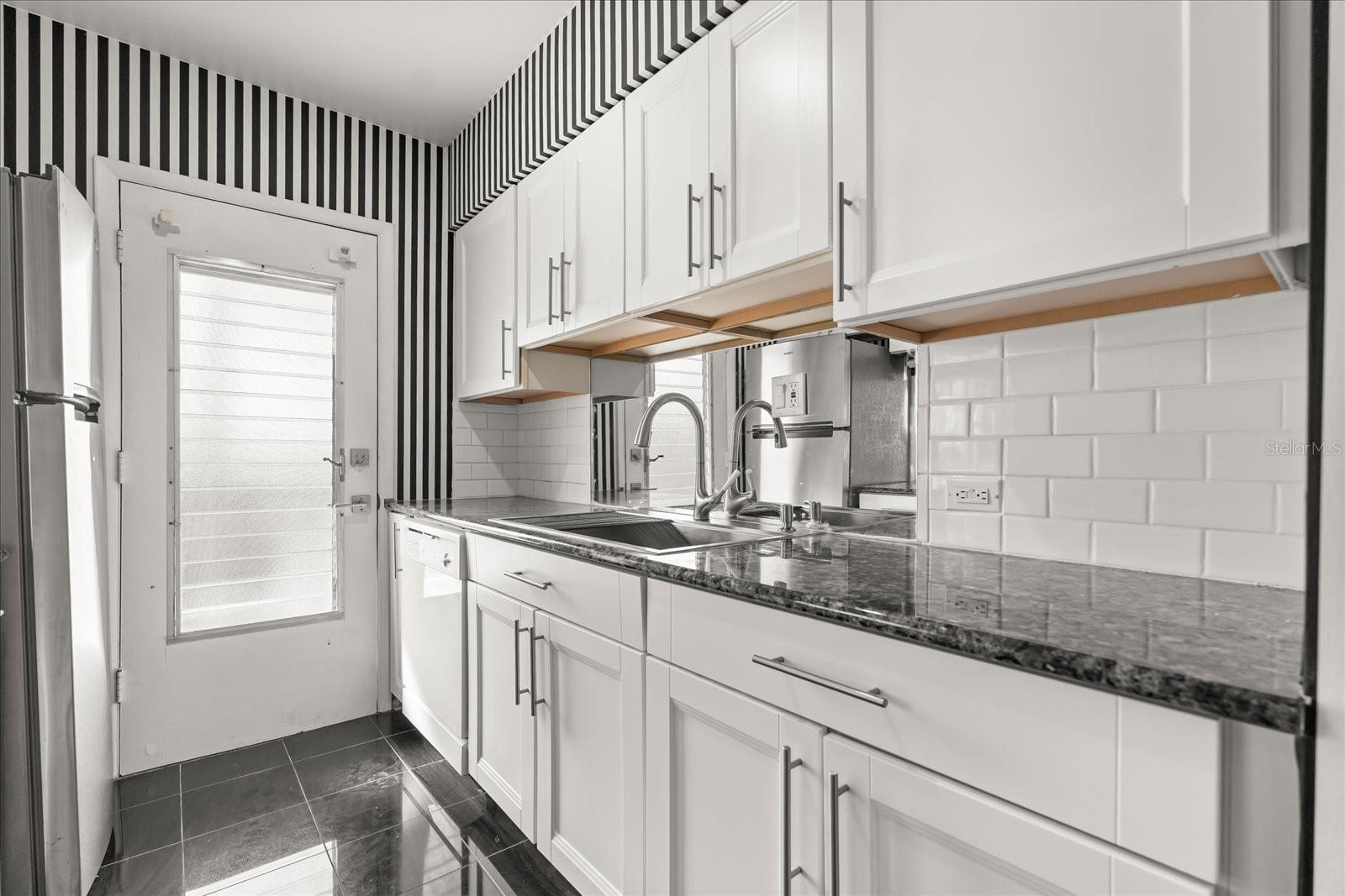 WINTER HAVEN HARBOUR APTS CONDO - Residential