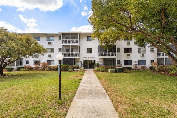 1700 6TH ST NW APT B24, WINTER HAVEN, FL 33881 - Image ec062de36d5e23c321e6d0caa8943985/398969417