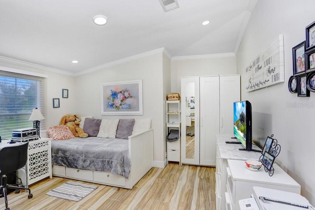 ZEPHYRHILLS COLONY CO - Residential