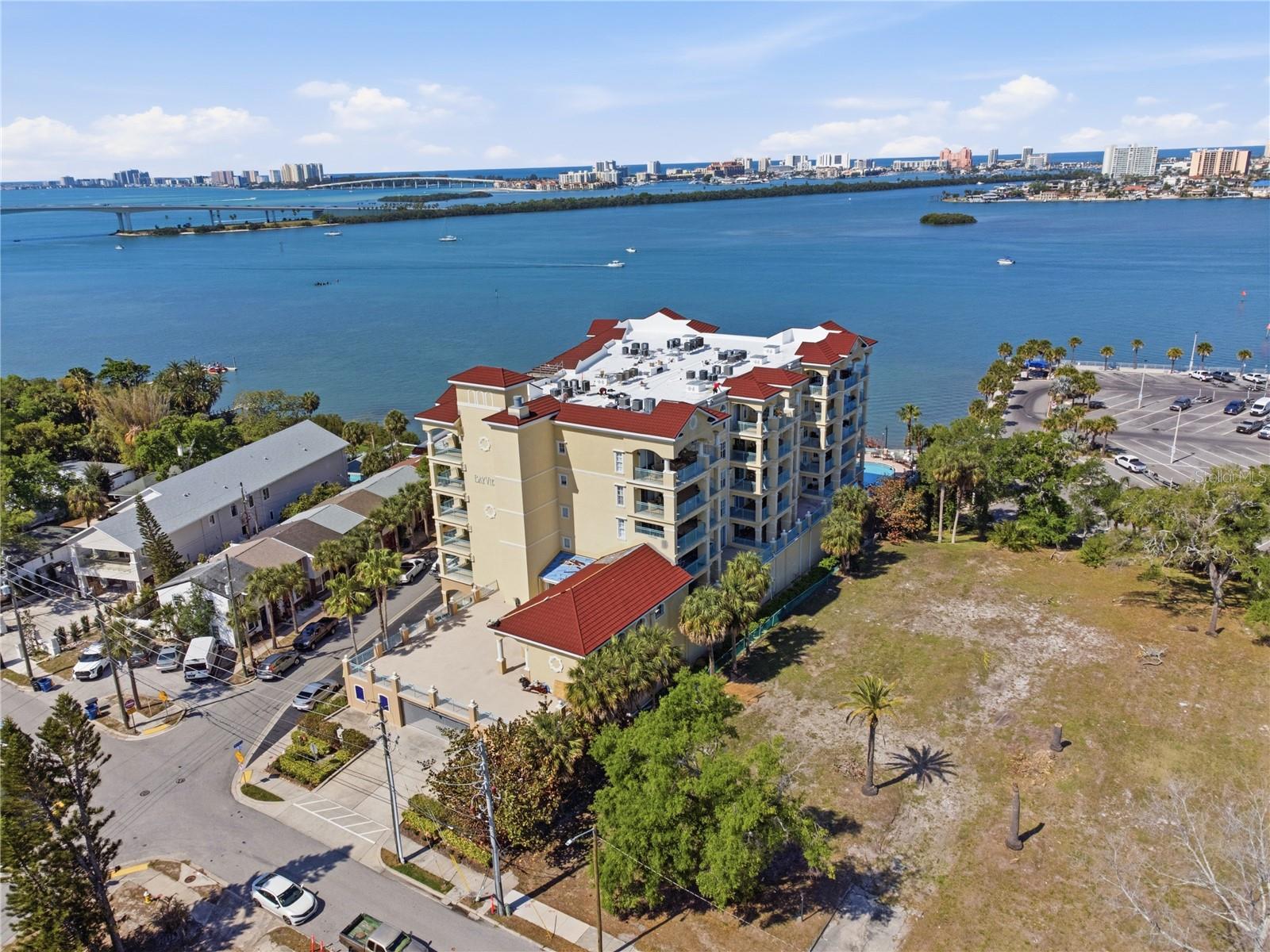 BAYVIEW CONDO CLEARWATER - Residential