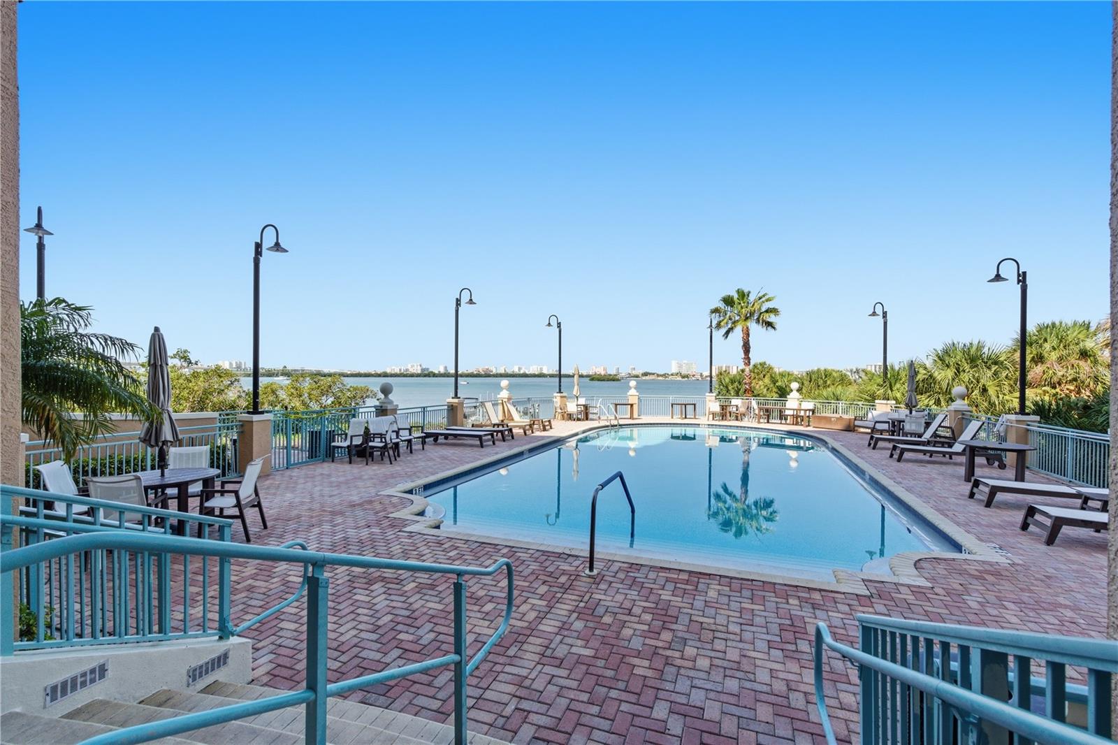 BAYVIEW CONDO CLEARWATER - Residential
