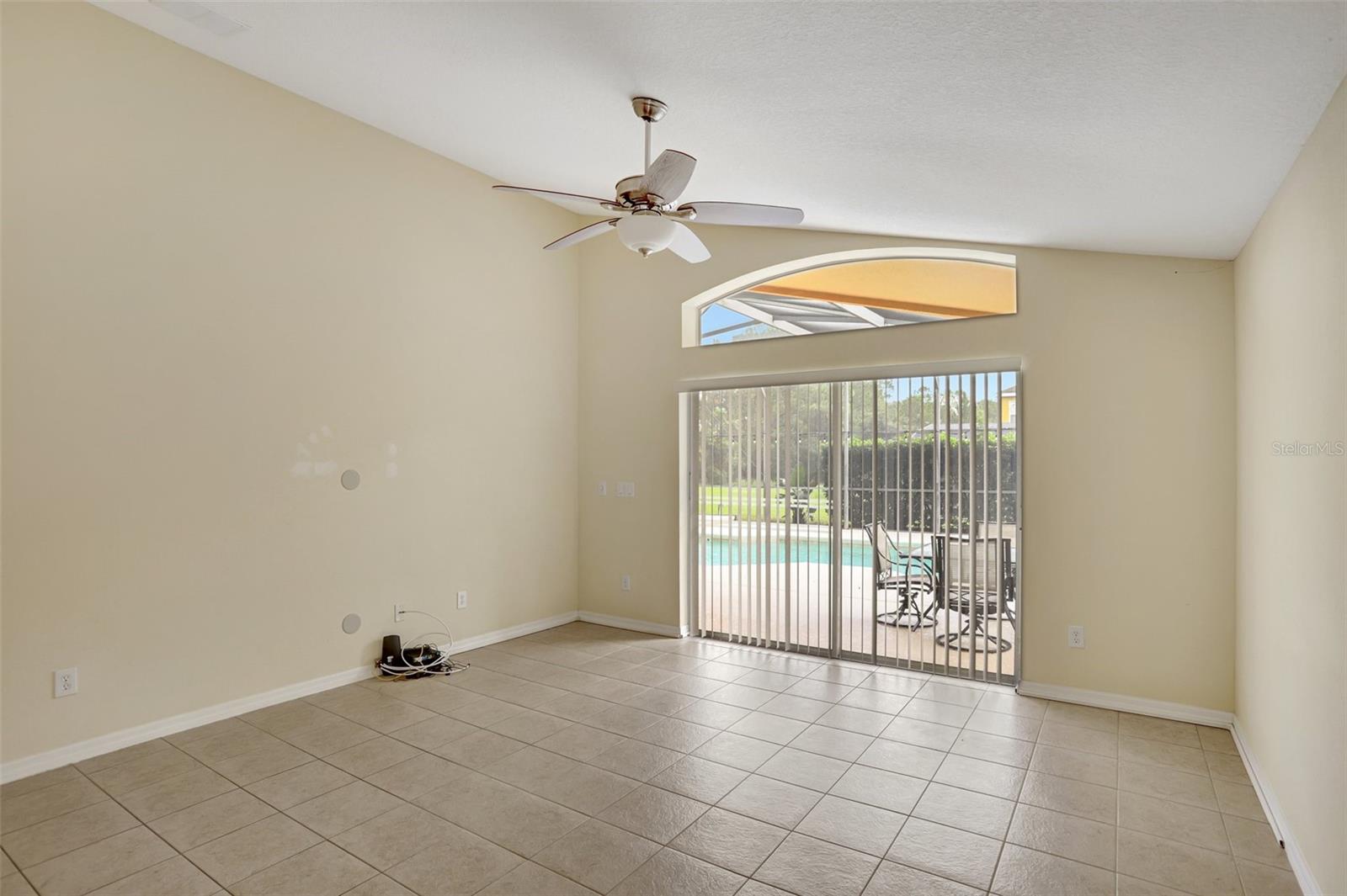 WATERSONG PH 01 - Residential