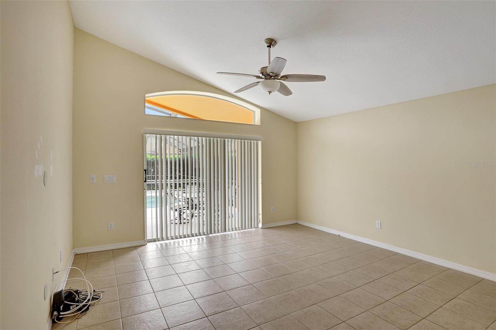 WATERSONG PH 01 - Residential