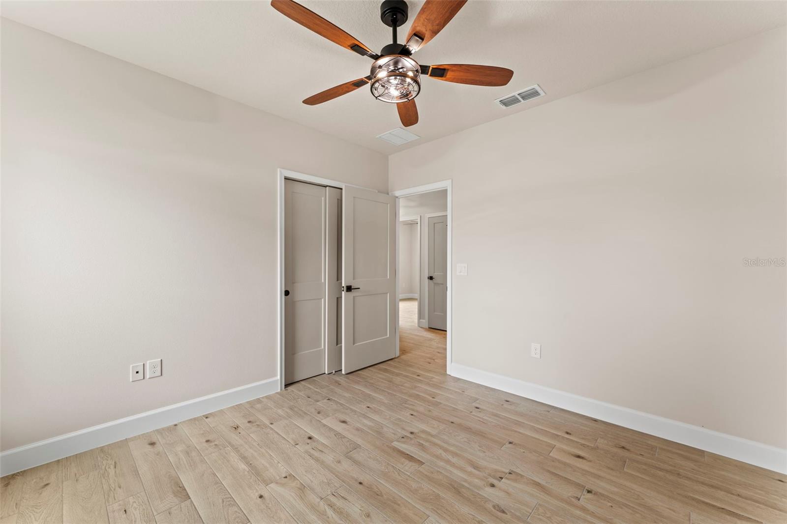 PORT MALABAR UNIT 31 LOT 26 BLK 1525 - Residential