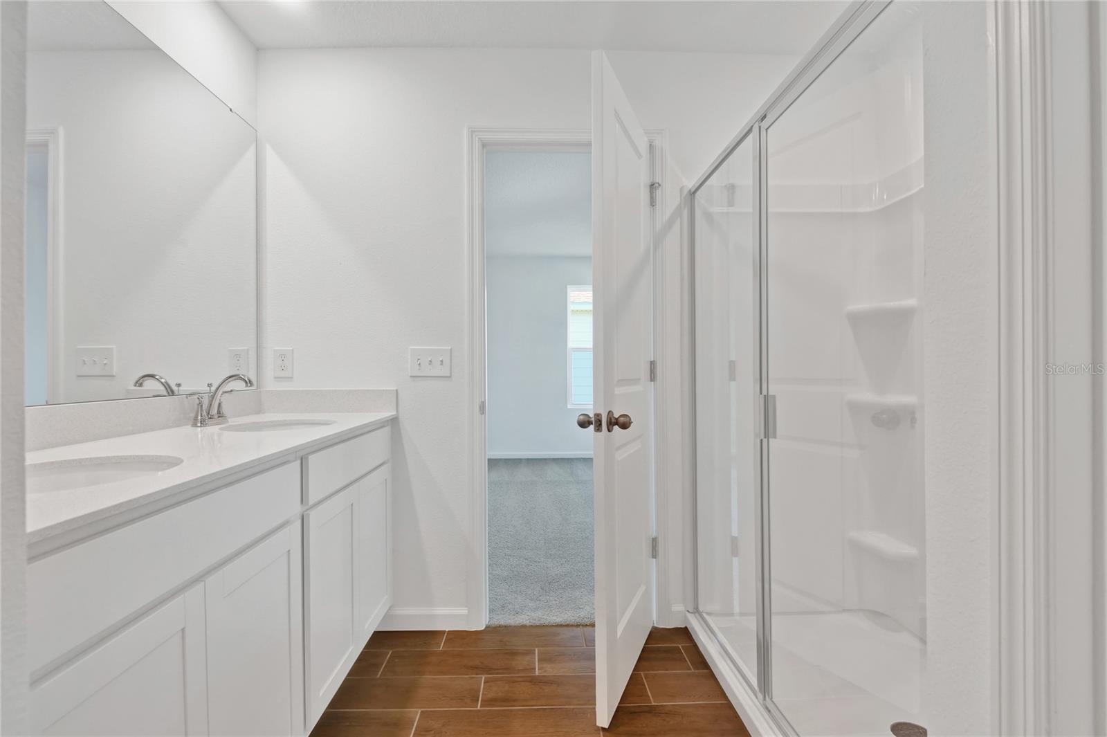 SEASONS AT SHORES OF LAKE DELL - Residential