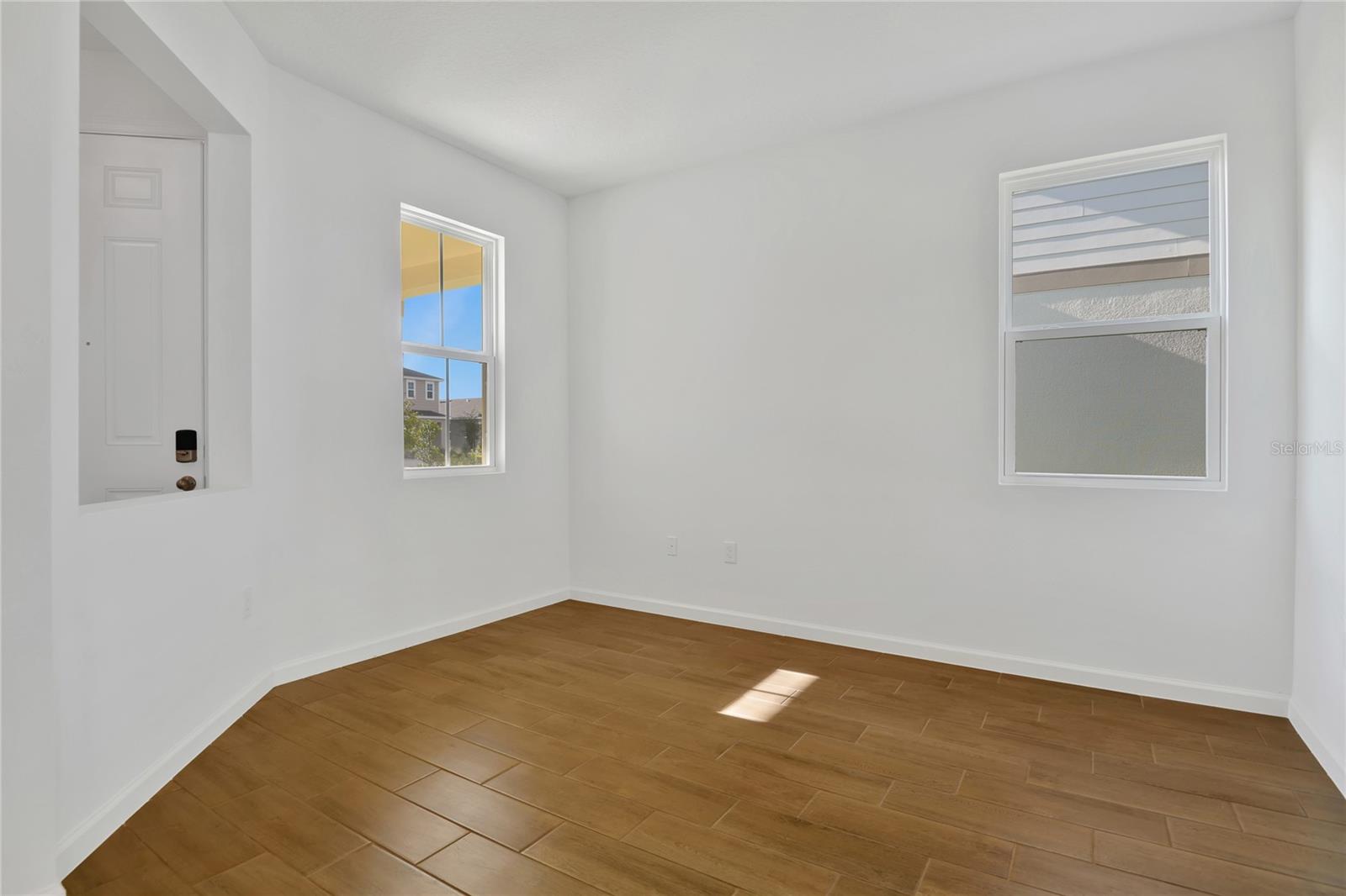 SEASONS AT SHORES OF LAKE DELL - Residential