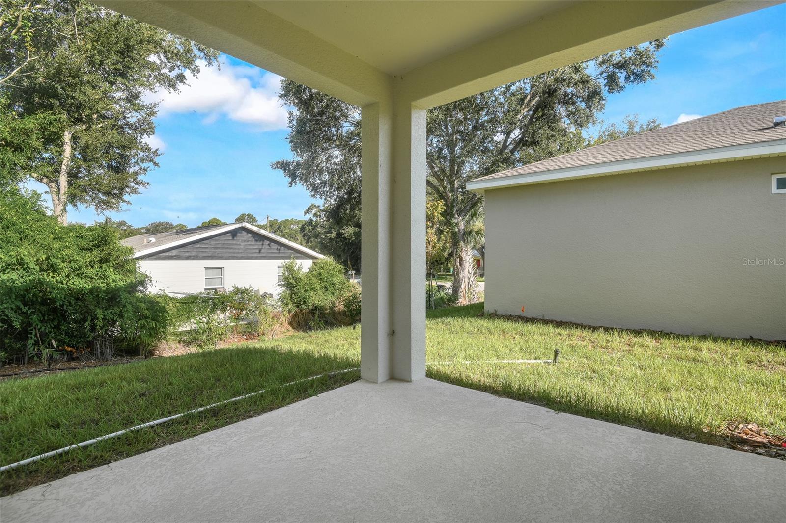 SEASONS AT SHORES OF LAKE DELL - Residential