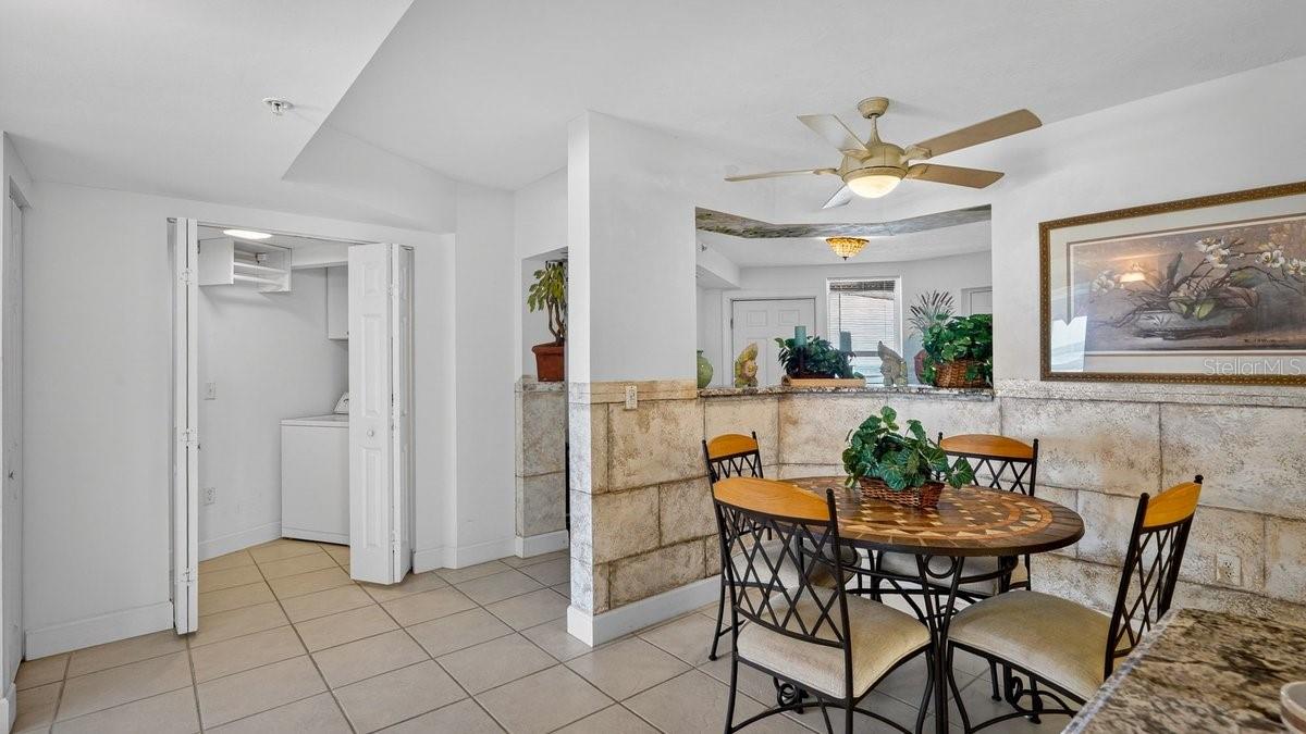 TOWERS 10 CONDO - Residential