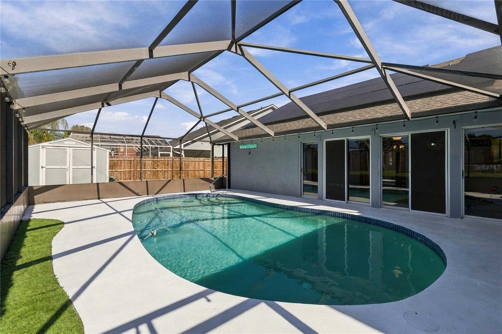 Photo of 2490 Albany Drive, Kissimmee, FL 34758 (MLS # O6452011)