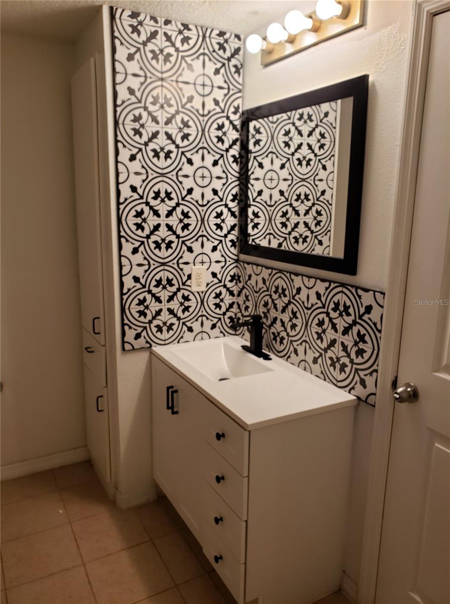 THE QUARTER AT YBOR - Residential Lease