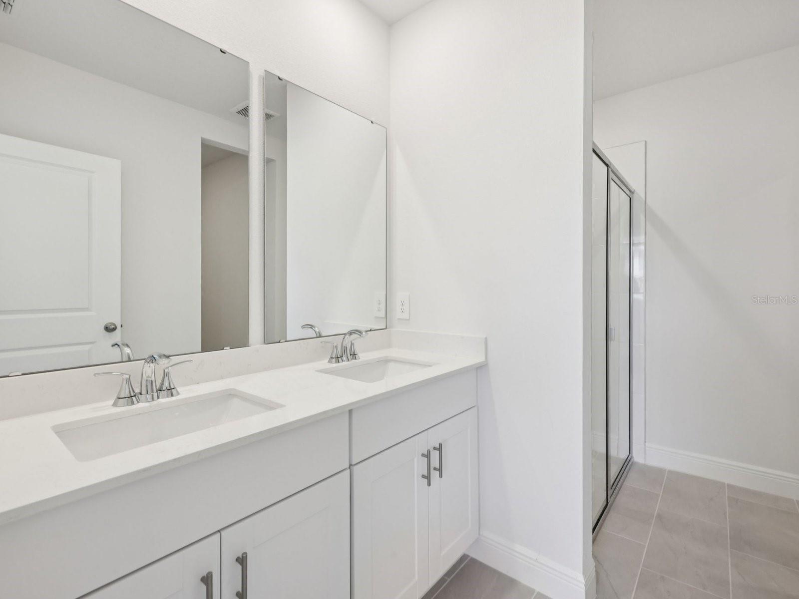 THE RESERVE AT HAMMOCK OAKS - Residential