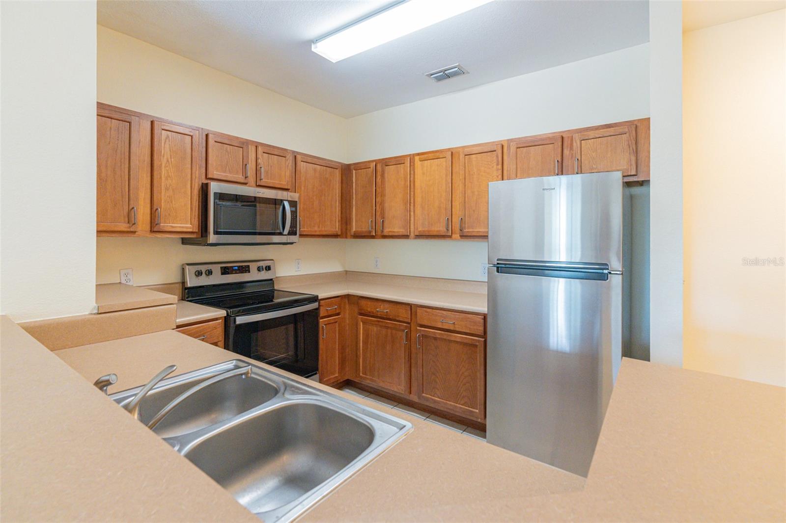VILLA VALENCIA CONDO - Residential