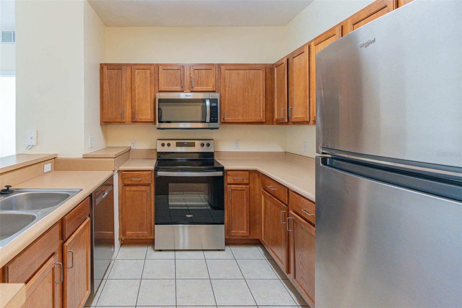 VILLA VALENCIA CONDO - Residential