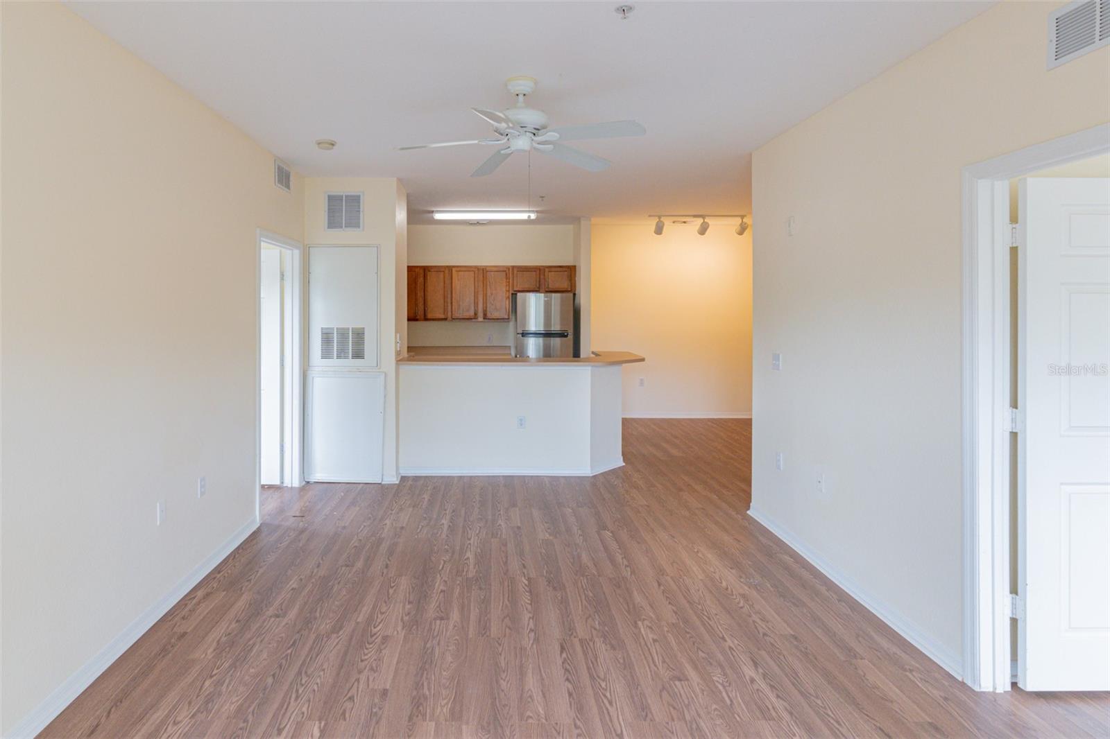 VILLA VALENCIA CONDO - Residential
