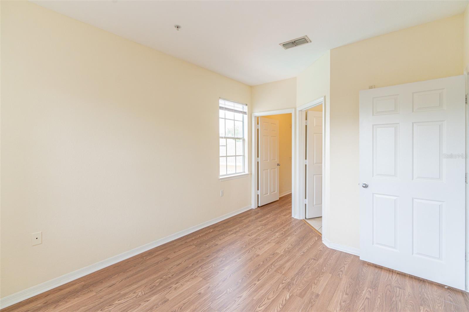 VILLA VALENCIA CONDO - Residential