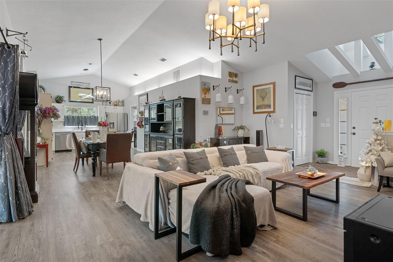CITRUS HILLS - Residential