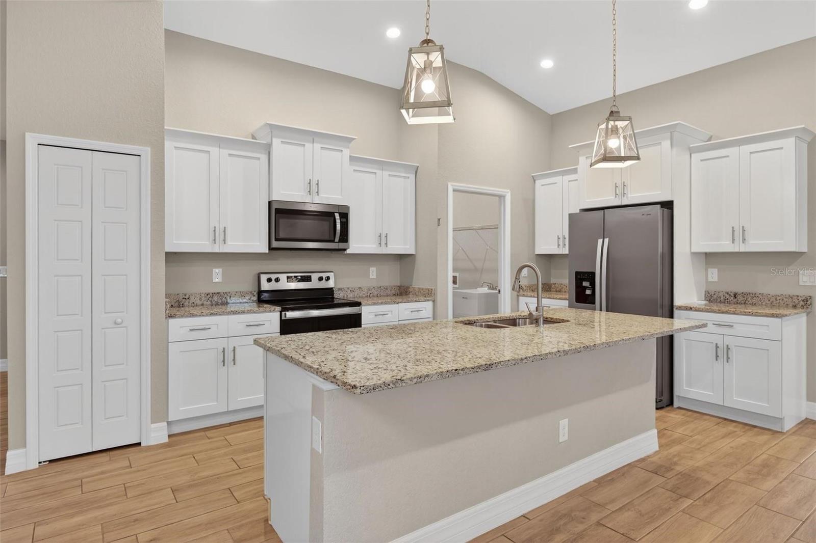 SOUTH GULF COVE - Residential