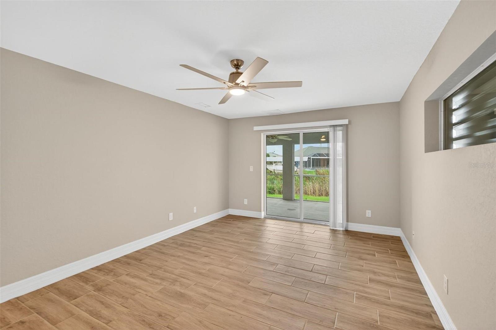 SOUTH GULF COVE - Residential