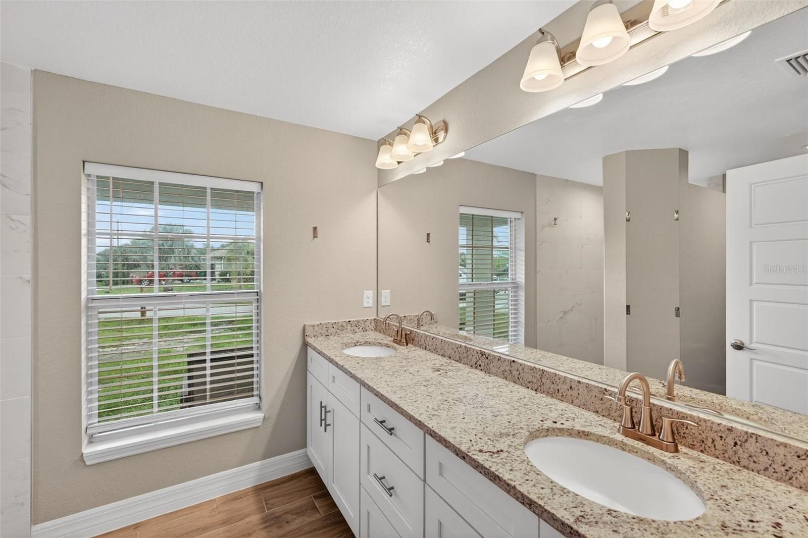 SOUTH GULF COVE - Residential