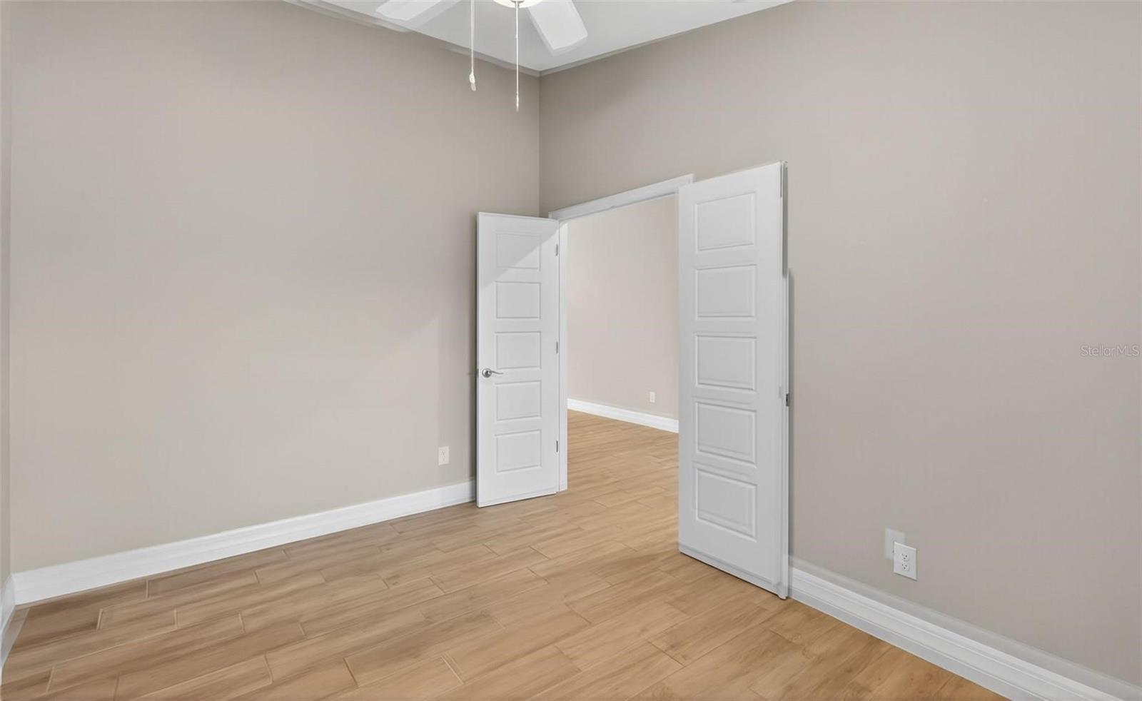 SOUTH GULF COVE - Residential