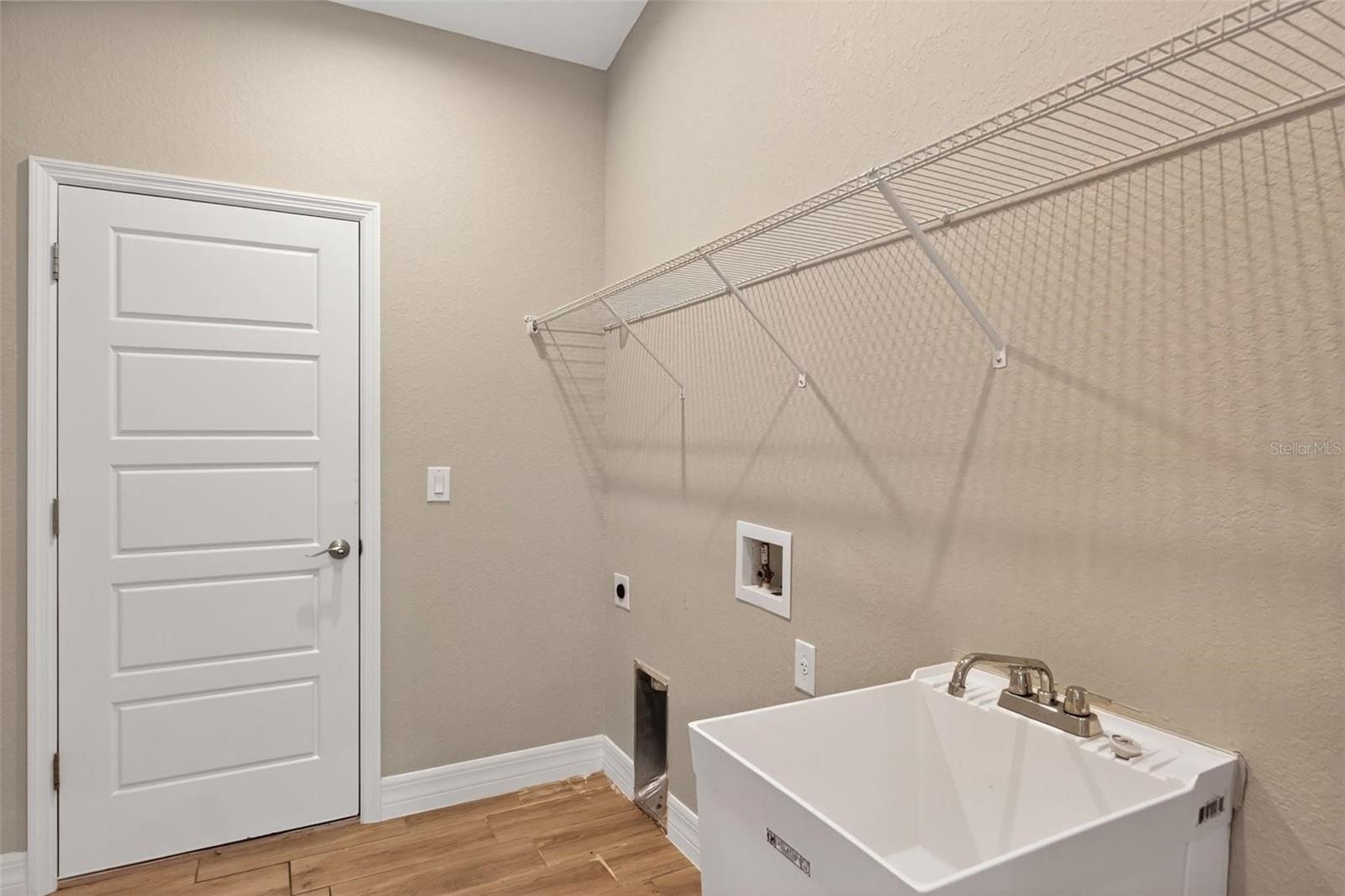 SOUTH GULF COVE - Residential