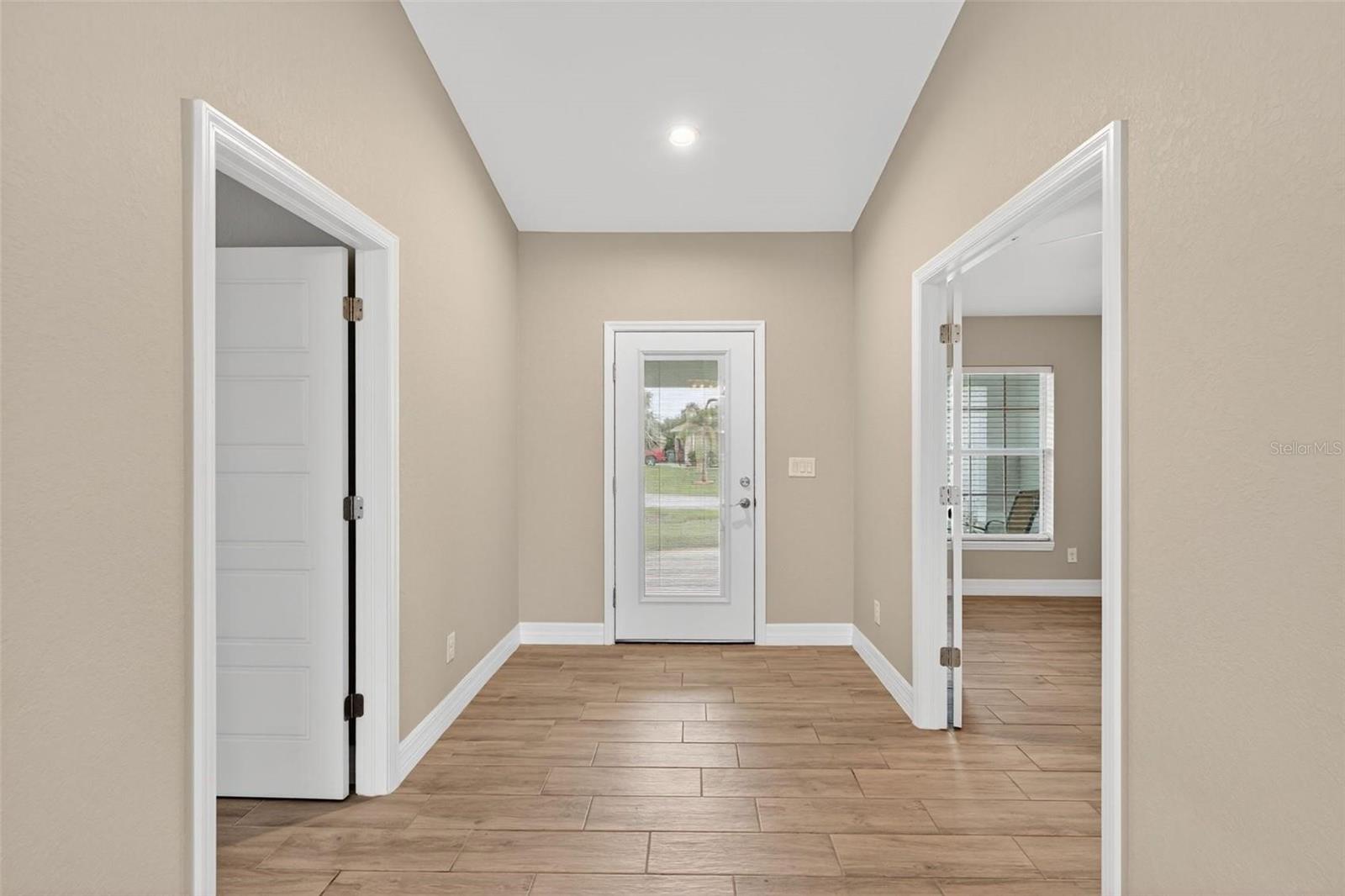 SOUTH GULF COVE - Residential