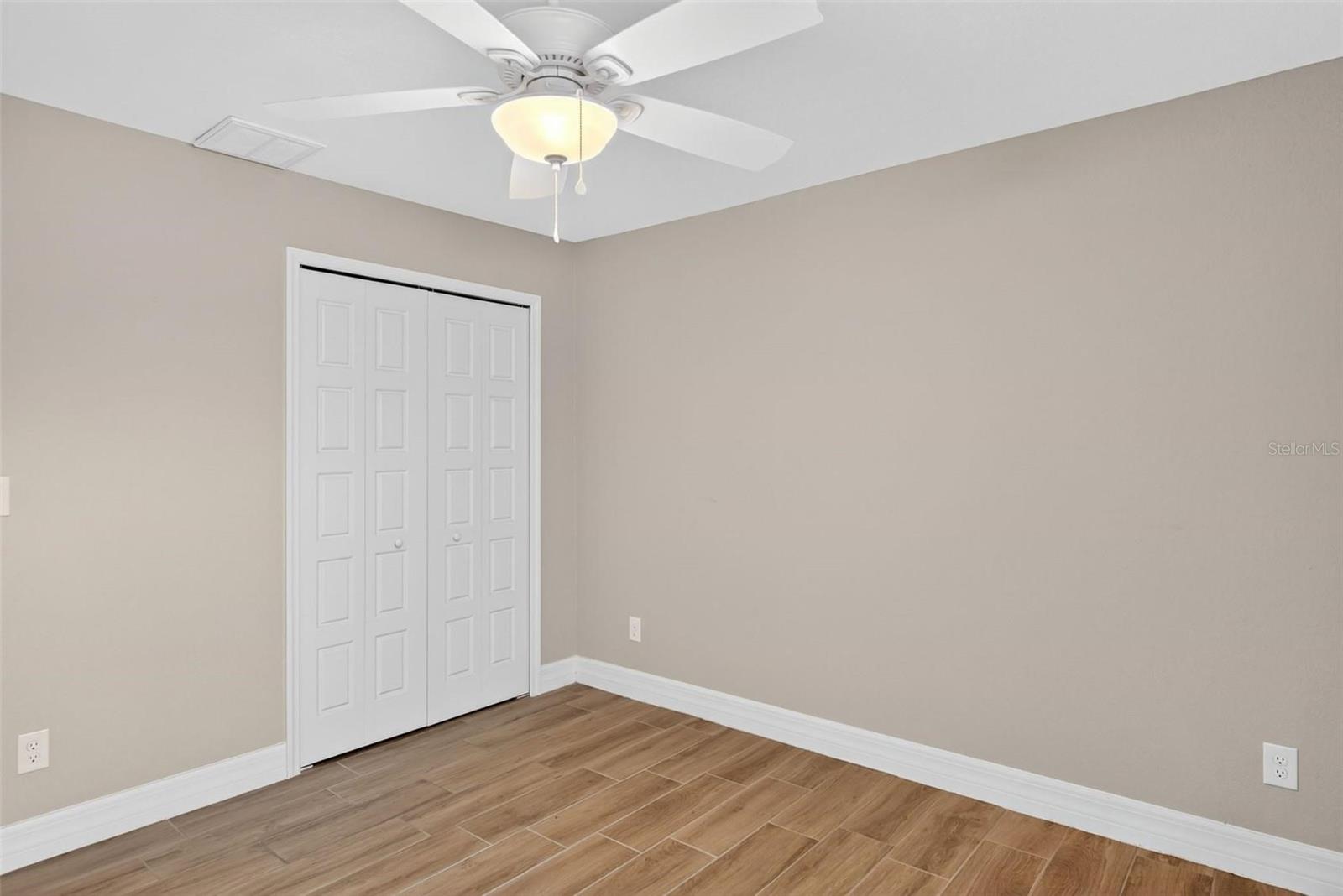 SOUTH GULF COVE - Residential