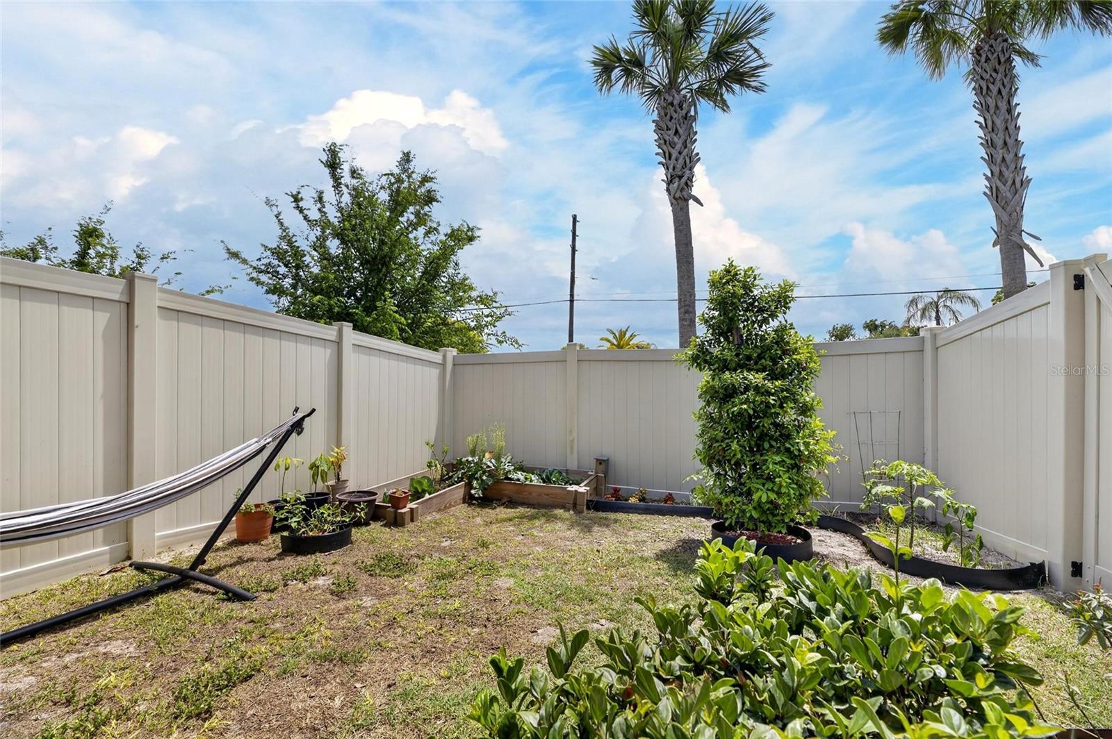 TOWNES/DARLINGTON - Residential