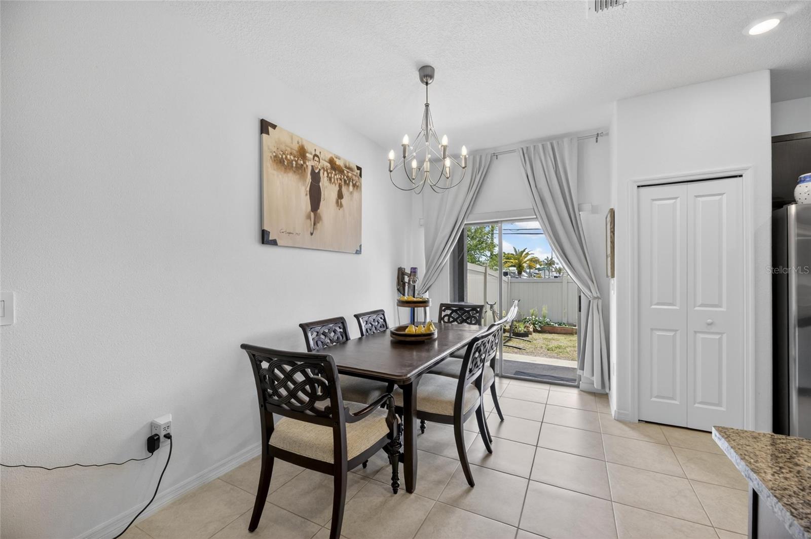 TOWNES/DARLINGTON - Residential