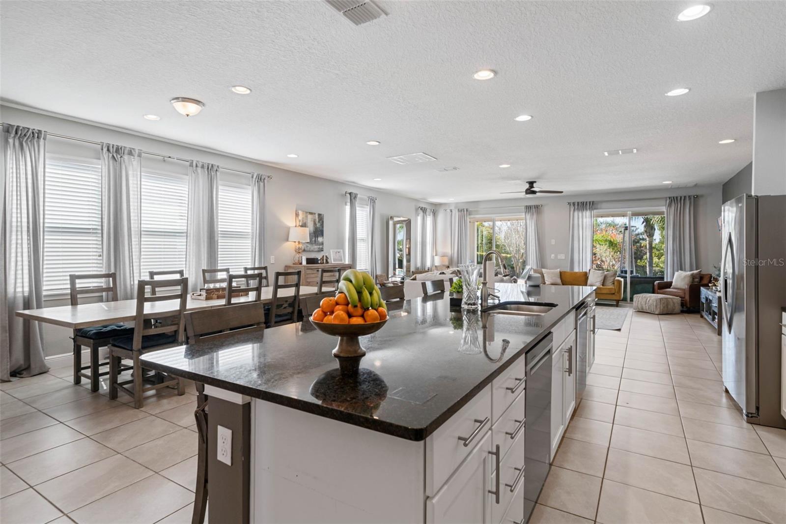 7702 FAIRFAX DRIVE